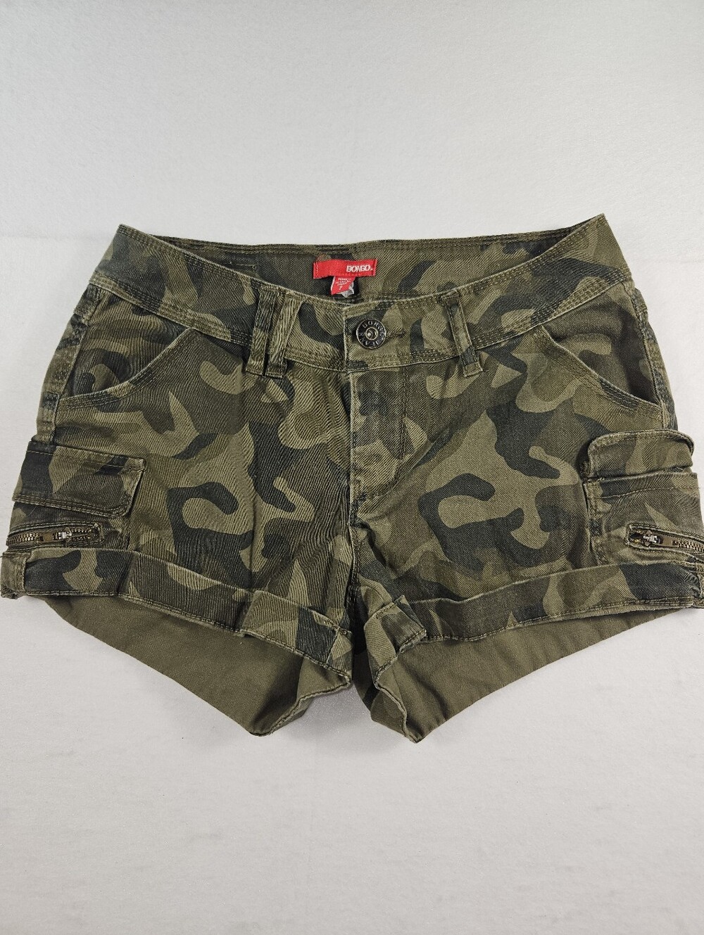 BONGO Vintage Low Rise Women's Cargo Camo Shorts Jrs Size 7